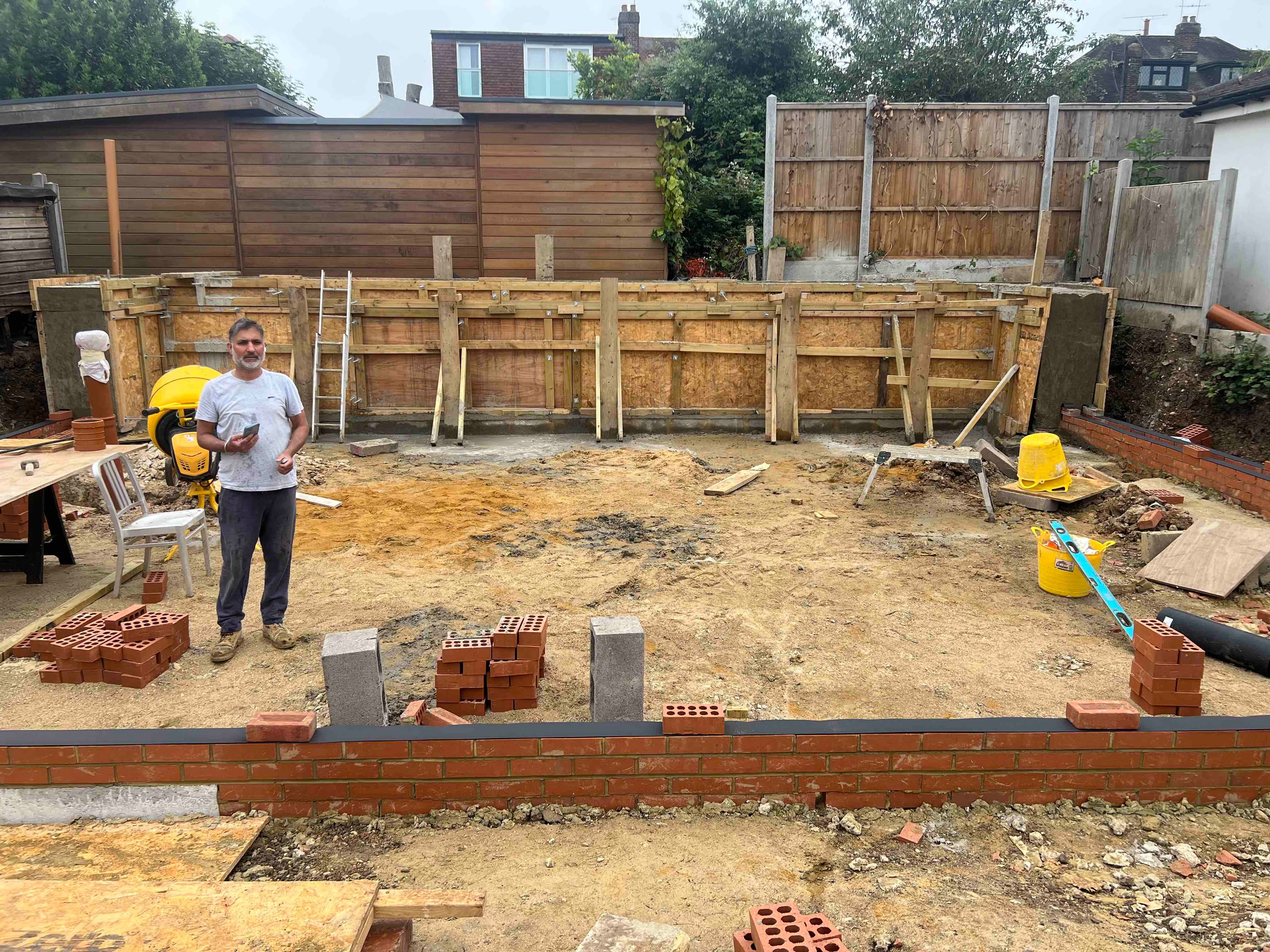 Structural retaining works under construction at Chigwell residential project